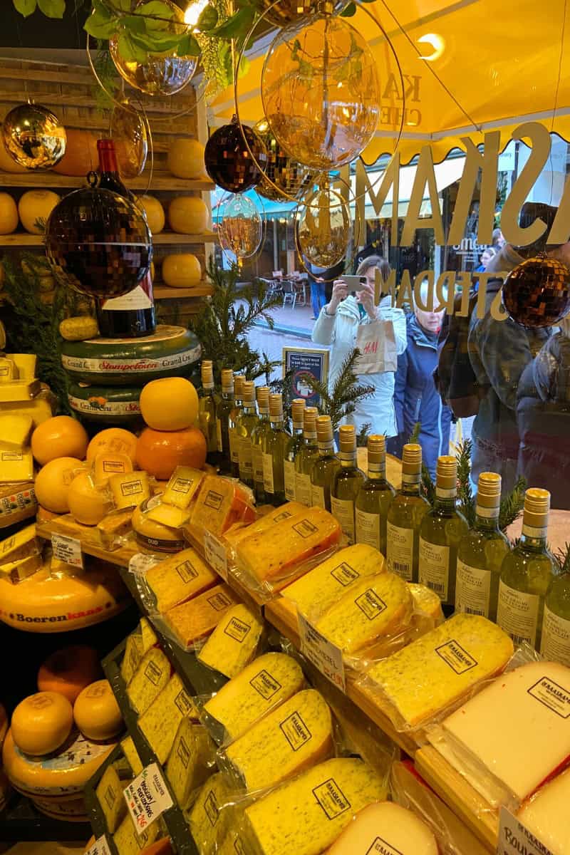 As lojas aconchegantes no bairro das 9 Ruas.