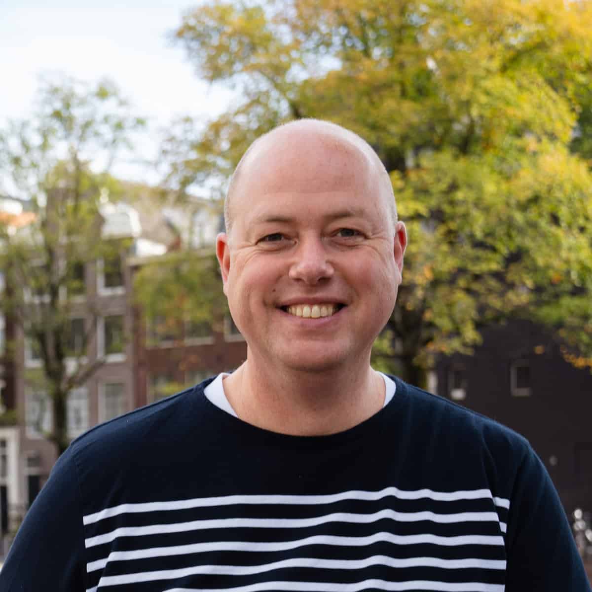 gerrit-amsterdam-backdrop-1200-1200 Imagem de perfil do Gerrit.