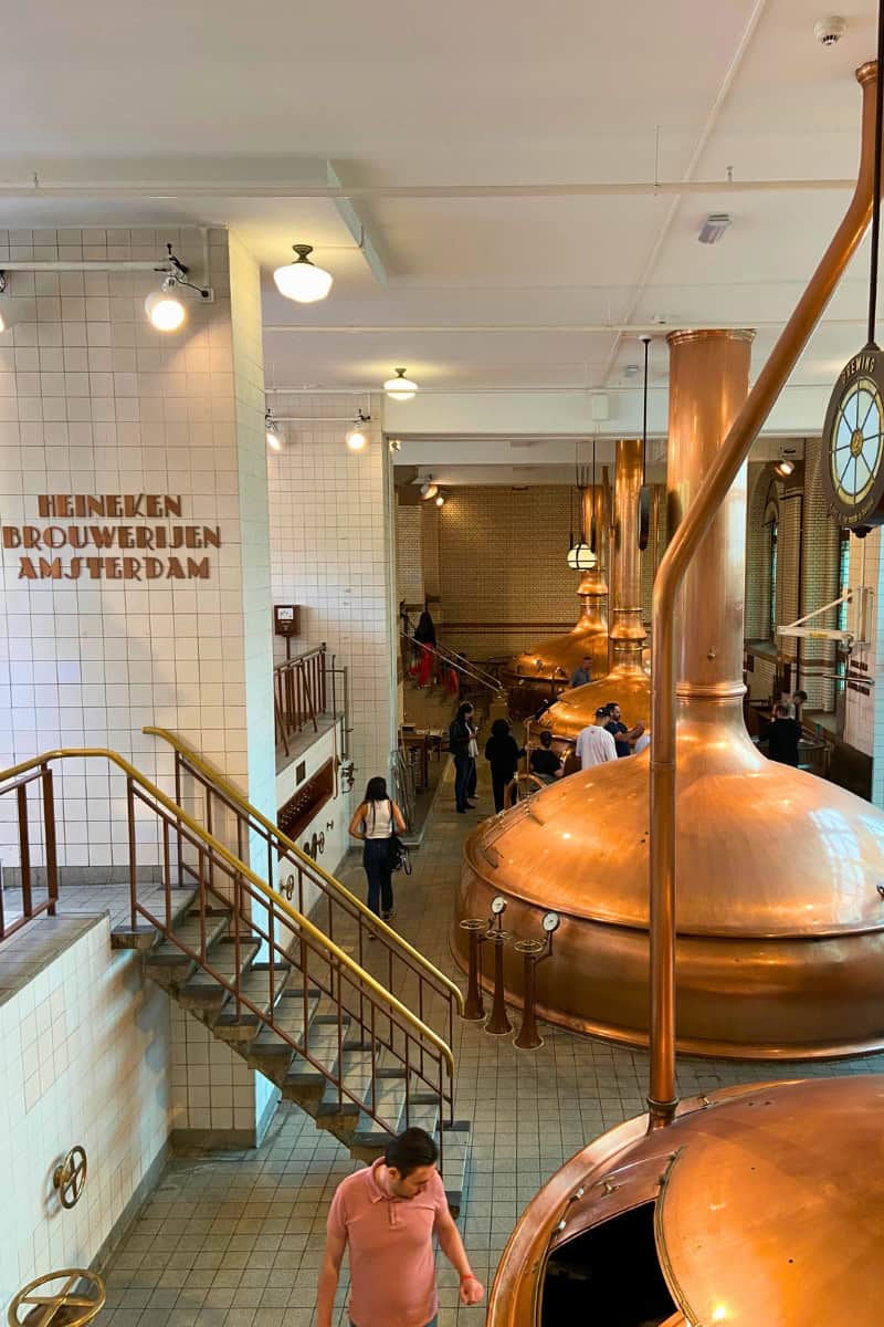heineken-experience-amsterdam A Heineken Experience está entre as Top 30 atrações de Amsterdam.
